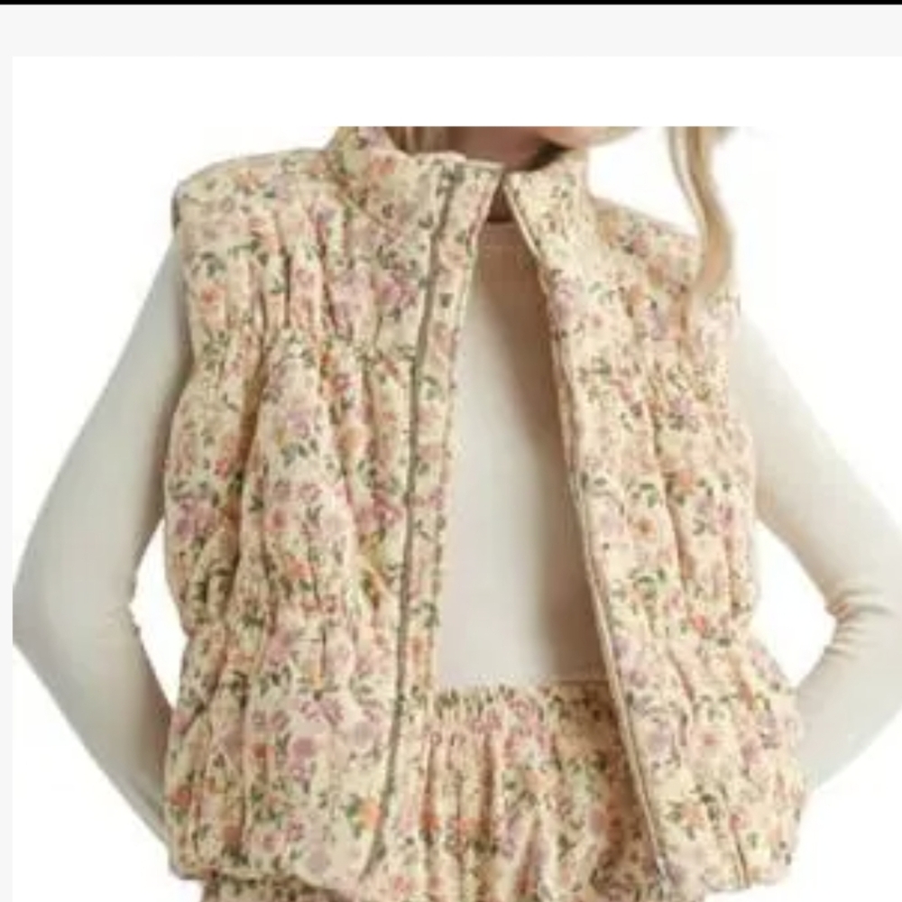 Sadie & Sage Plantlover Floral Corduroy Puffer Sz. M Vest
